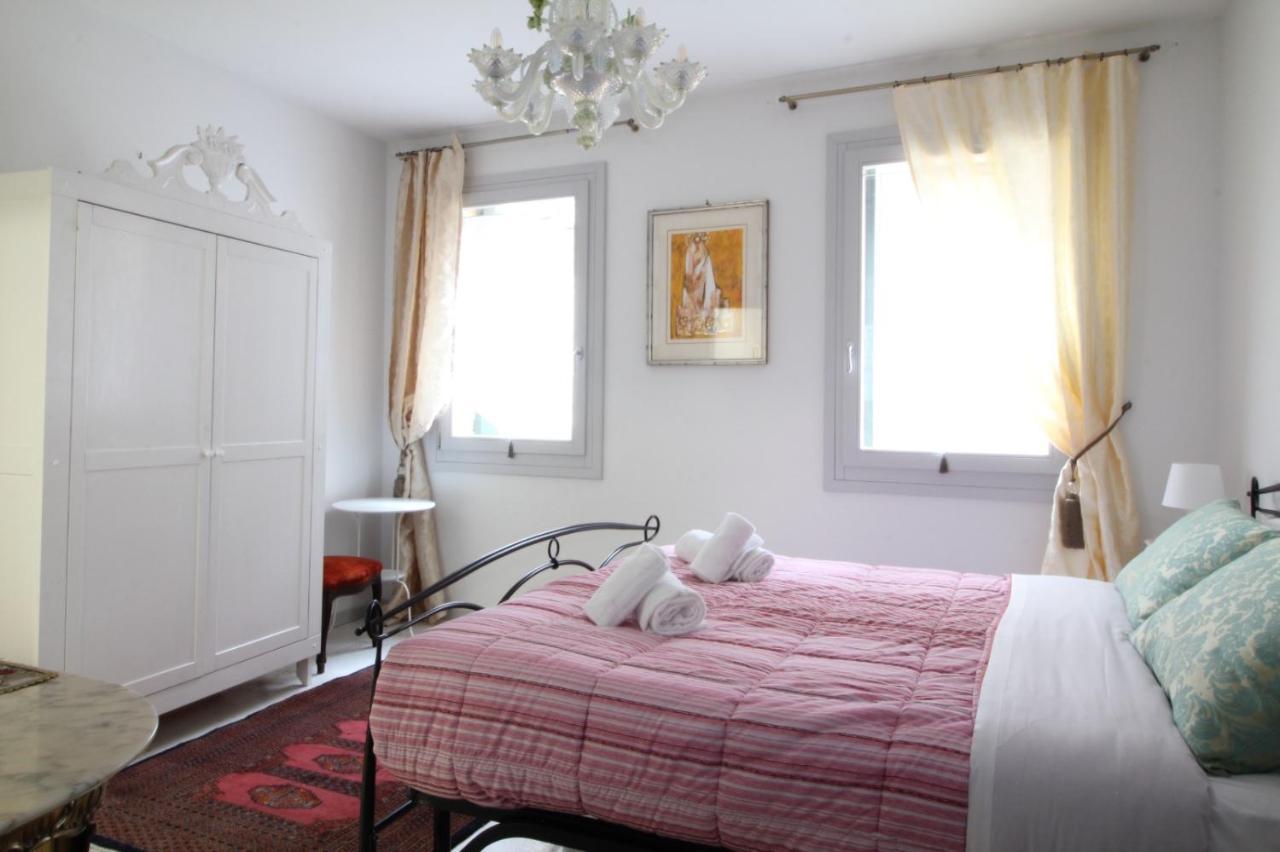 Love Gentile Venise Extérieur photo